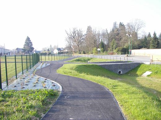 Gabions, Enrobés noirs, Noues, Bordures